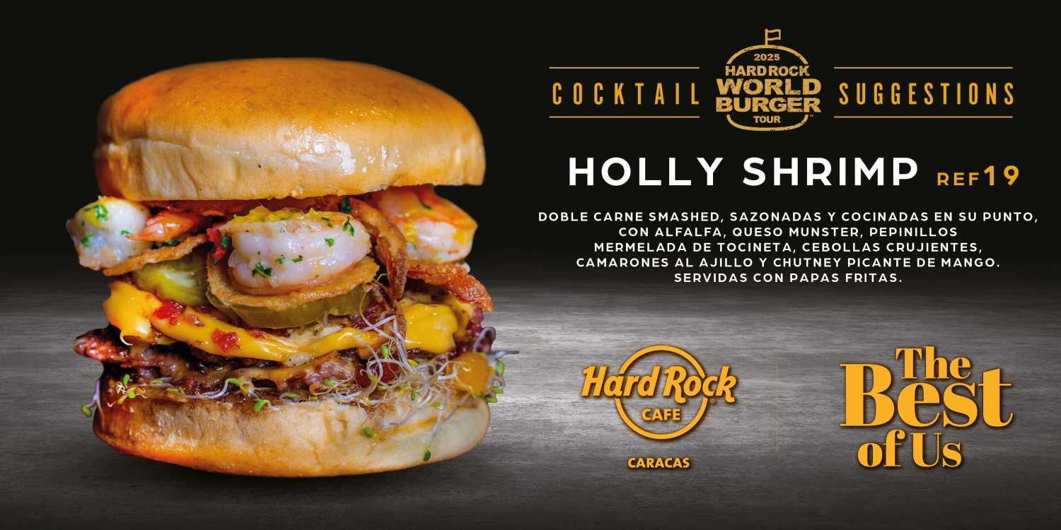 Hamburguesa doble de Hard Rock Cafe Caracas con camarones, queso derretido, pepinillos y cebolla crujiente