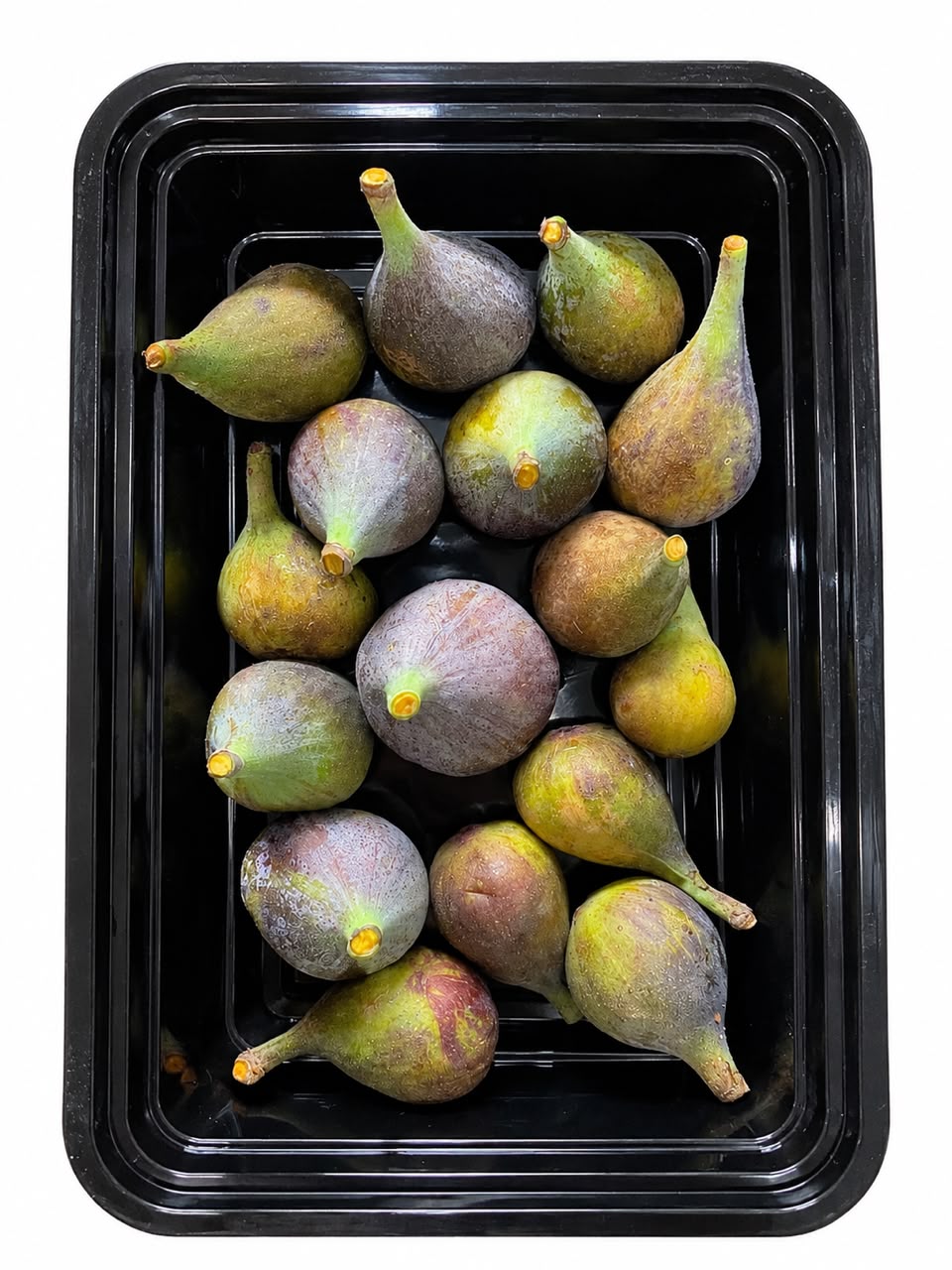 Bandeja de higos frescos de la finca